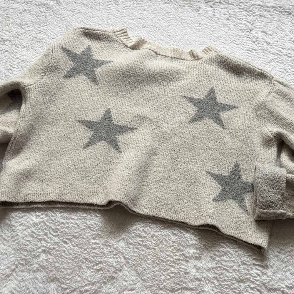 Soft and Cozy V-Neck Sweater with Stars - Picture 5 of 5